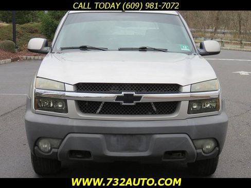 Used 2004 Chevrolet Avalanche 4x4 image 5