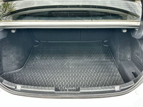 Used 2025 MAZDA MAZDA3 2.5 Turbo Sedan w/Premium Plus image 17