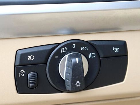 Used 2007 BMW X5 3.0si image 40