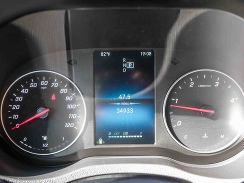Used 2024 Mercedes-Benz Sprinter 2500 image 21