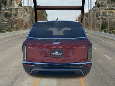 New 2026 Cadillac Vistiq Luxury AWD/4WD image 9