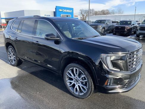 New 2026 GMC Acadia Denali Ultimate w/ LPO, Floor Liner Package image 2