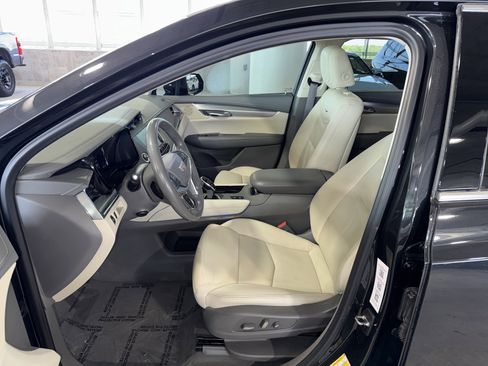 Used 2019 Cadillac XT5 Premium Luxury image 19