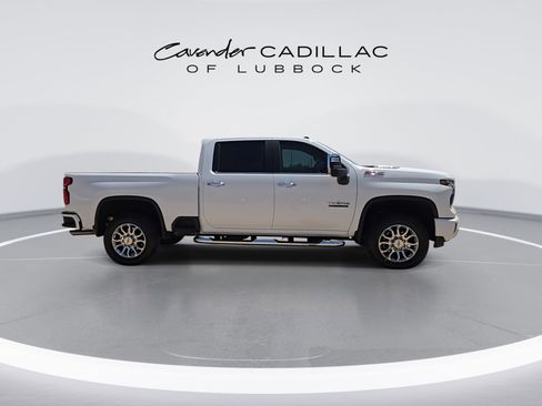 Used 2025 Chevrolet Silverado 2500 LT w/ Z71 Chrome Sport Edition AWD/4WD image 2