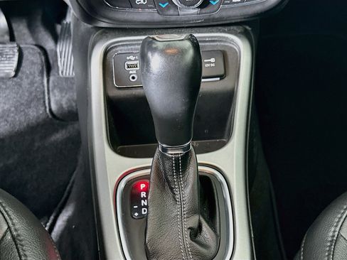 Used 2019 Jeep Compass High Altitude FWD image 25