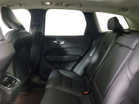 Certified 2023 Volvo XC60 B5 Ultimate w/ Climate Package AWD/4WD image 12