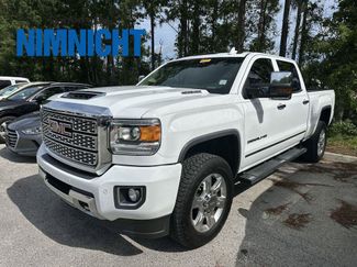 Certified 2019 GMC Sierra 2500 Denali w/ Duramax Plus Package AWD/4WD video 1