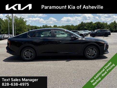 New 2026 Kia K4 FWD image 7
