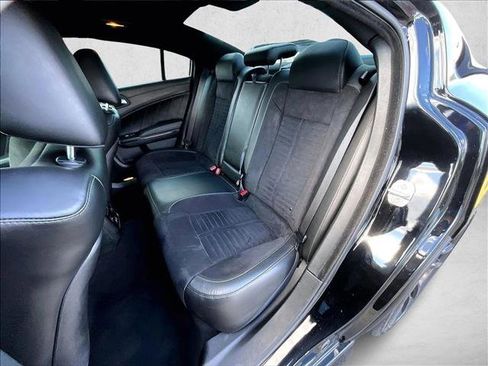 Used 2019 Dodge Charger Scat Pack w/ Daytona Edition Group image 27