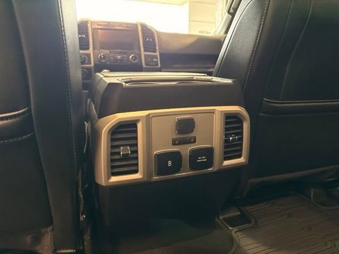 Used 2020 Ford F150 Lariat w/ Equipment Group 502A Luxury AWD/4WD image 23