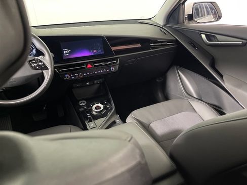 Used 2023 Kia Niro Wind FWD image 17