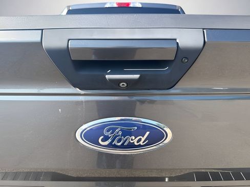 Used 2018 Ford F150 XLT w/ Equipment Group 302A Luxury AWD/4WD image 38