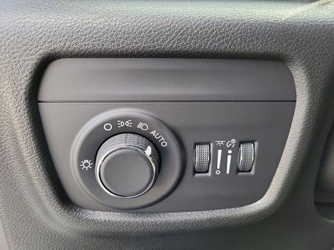 New 2026 Jeep Grand Cherokee Altitude AWD/4WD image 24