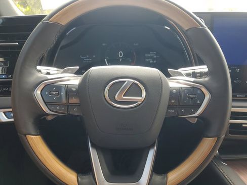 Certified 2025 Lexus RX 350 Premium w/ Accessory Package (Z1) image 21