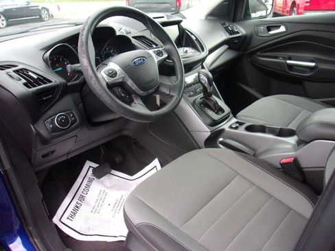 Used 2015 Ford Escape SE w/ Equipment Group 201A image 8