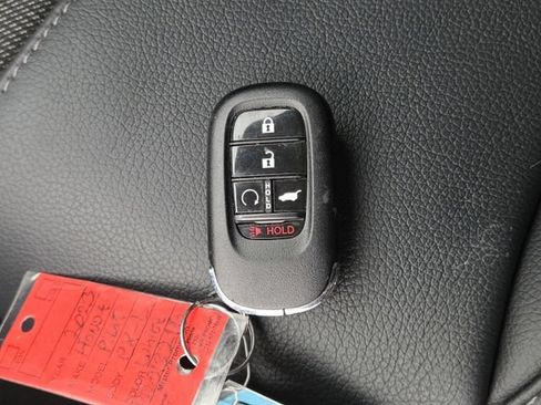 Used 2023 Honda Pilot EX-L image 38