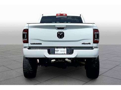 Used 2019 RAM 2500 Laramie w/ Night Edition AWD/4WD image 3