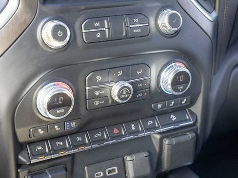 Used 2021 GMC Sierra 1500 AT4 w/ AT4 Premium Package AWD/4WD image 29