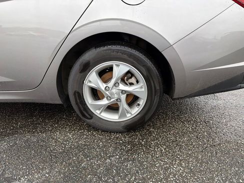 Certified 2023 Hyundai Elantra SE FWD image 12