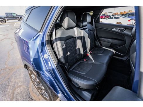 Used 2023 Kia Sportage X-Line w/ X-Line Premium Package image 26