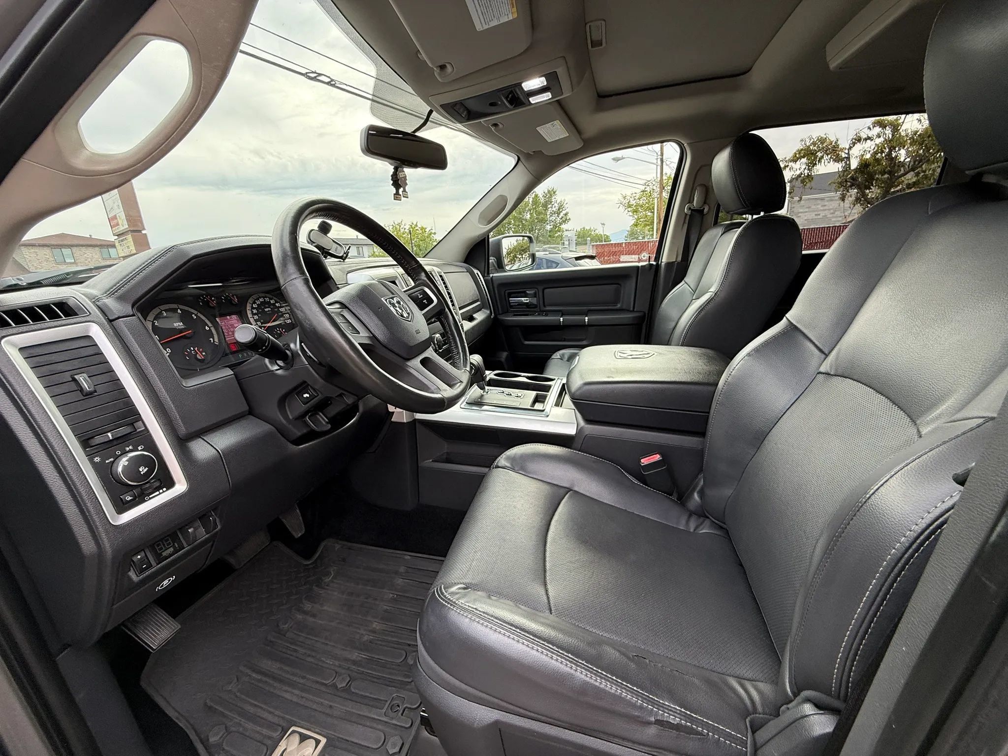 Used 2011 RAM 1500 Sport w/ Sport Premium Group AWD/4WD image 10