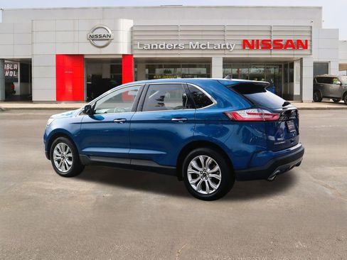 Used 2024 Ford Edge Titanium image 5