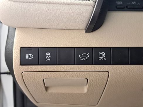 Used 2023 Toyota Camry LE image 23