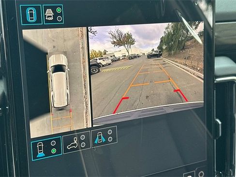 New 2026 GMC Yukon XL Elevation image 19