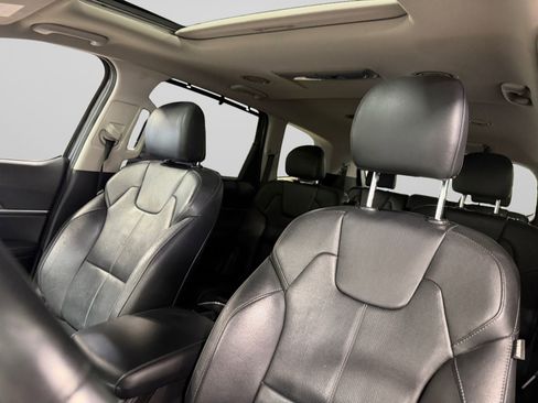 Used 2021 Kia Telluride EX w/ EX Premium Package AWD/4WD image 35