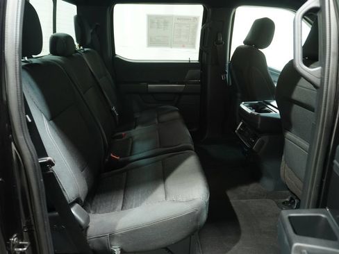 Used 2022 Ford F150 XLT w/ Equipment Group 302A High RWD image 16