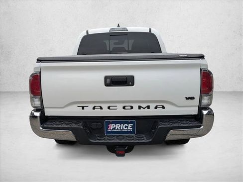 Used 2023 Toyota Tacoma TRD Off-Road w/ Black Out Package (TMS) AWD/4WD image 6