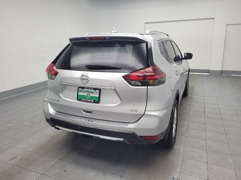 Used 2020 Nissan Rogue SV FWD image 7