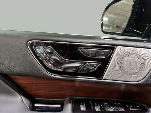 Certified 2022 Lincoln Navigator L Reserve AWD/4WD image 9