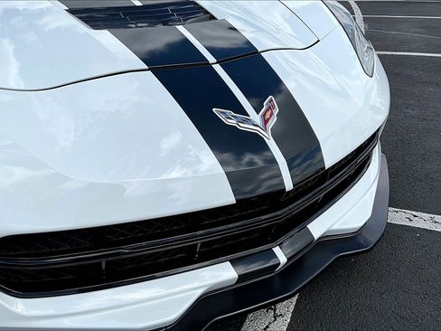 Used 2015 Chevrolet Corvette Stingray Coupe w/ 3LT Preferred Equipment Group image 26