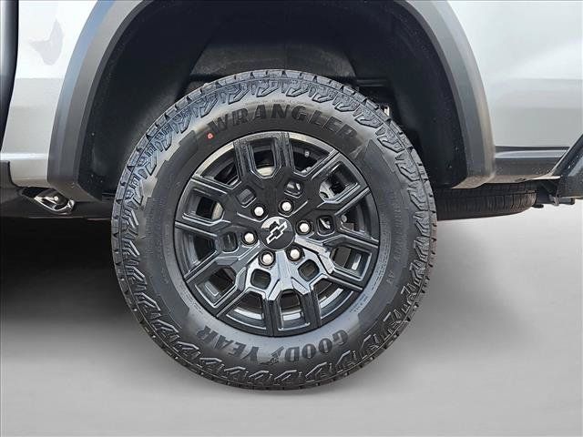 New 2026 Chevrolet Colorado Trail Boss AWD/4WD image 10
