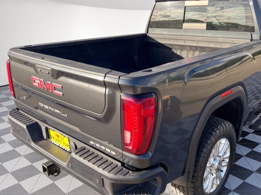 Used 2022 GMC Sierra 2500 Denali w/ Denali Ultimate Package AWD/4WD image 28
