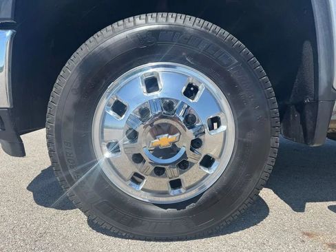 Used 2026 Chevrolet Silverado 3500 LT w/ All Star Edition AWD/4WD image 32