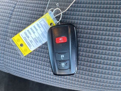 Used 2023 Toyota Highlander L AWD/4WD image 20