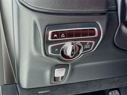 Certified 2022 Mercedes-Benz G 63 AMG 4MATIC image 11