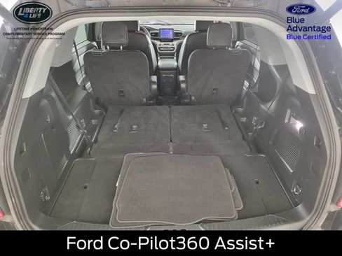 Certified 2022 Ford Explorer XLT w/ Equipment Group 202A AWD/4WD image 17