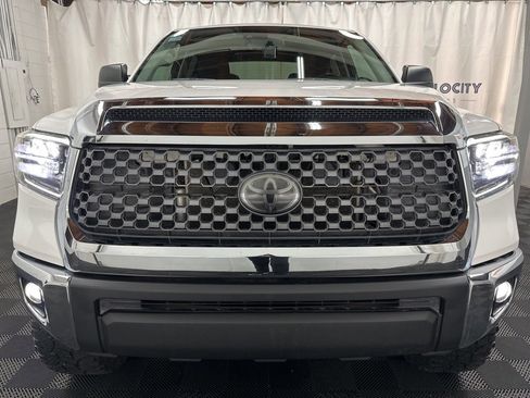 Used 2020 Toyota Tundra SR5 w/ TRD Off-Road Package image 4