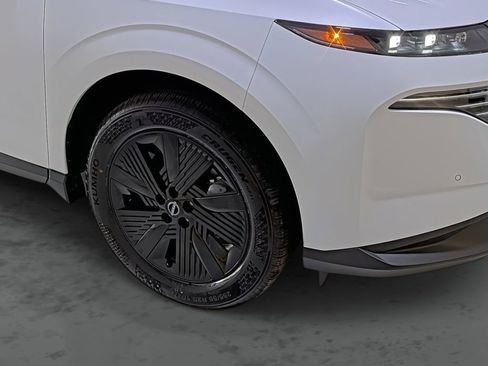 New 2025 Nissan Murano SV w/ Cargo Package AWD/4WD image 14