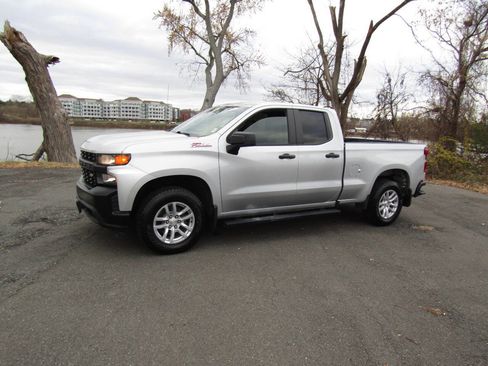 Used 2022 Chevrolet Silverado 1500 W/T w/ WT Value Package image 2