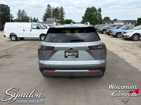 Used 2026 Chevrolet Equinox LT w/ Convenience Package II AWD/4WD image 5