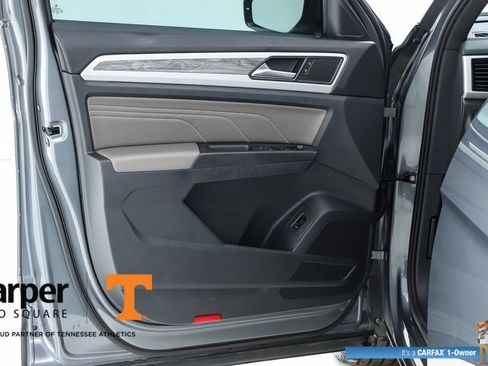 Used 2023 Volkswagen Atlas Cross Sport SE w/ Panoramic Sunroof Package AWD/4WD image 57
