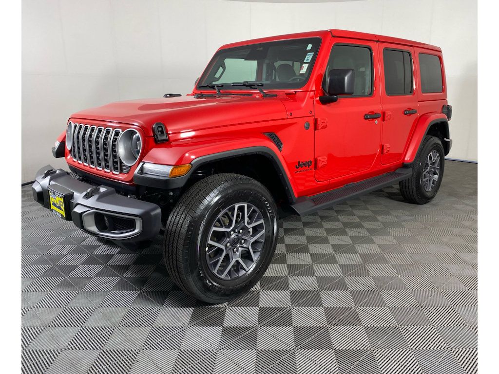 Used 2026 Jeep Wrangler Unlimited Sahara AWD/4WD image 3