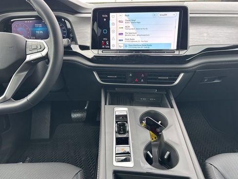 New 2026 Volkswagen Atlas Cross Sport SE image 15