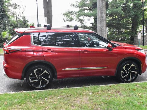 Used 2022 Mitsubishi Outlander SEL image 10