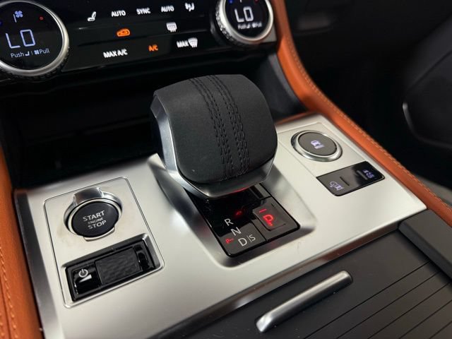 Used 2026 Jaguar F-PACE R-Dynamic S AWD/4WD image 17