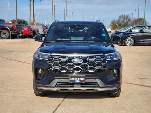 New 2026 Ford Explorer Platinum image 2